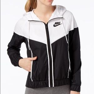 NIKE WINDRUNNER JACKET! NWT!!!